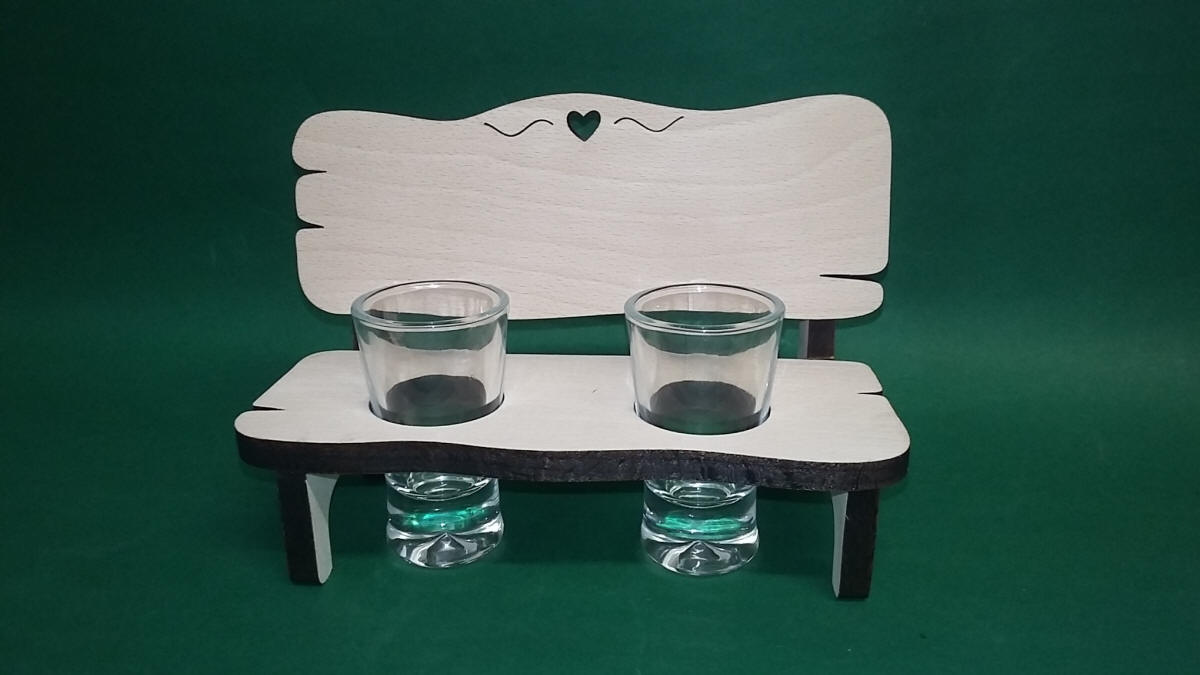 PIKUSA banc avec 2 verres