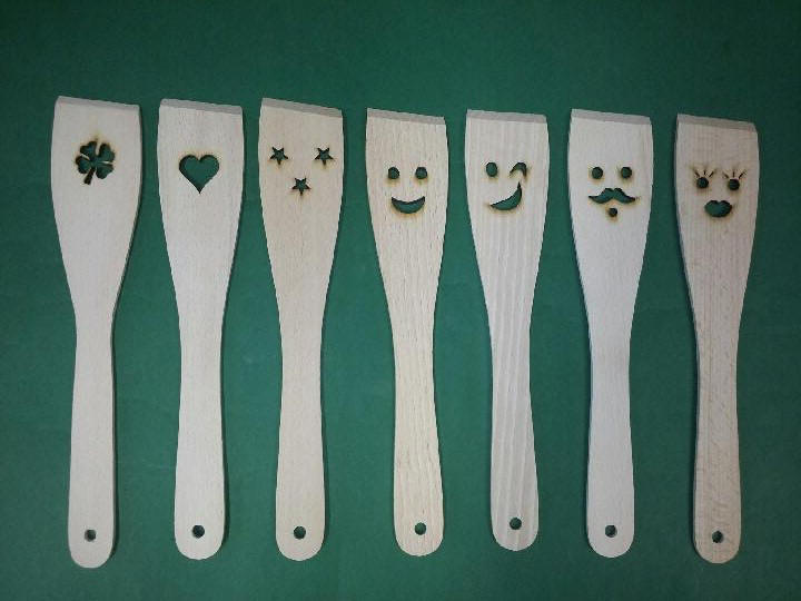 Spatules dentelées PIKUSA